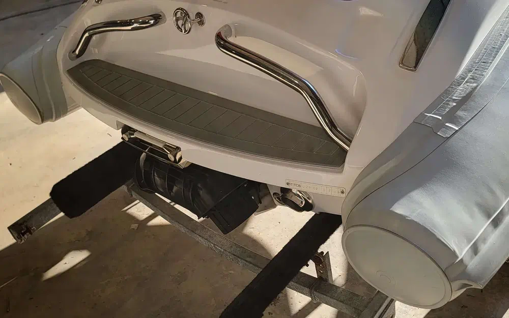 slider 3 Pirelli J29