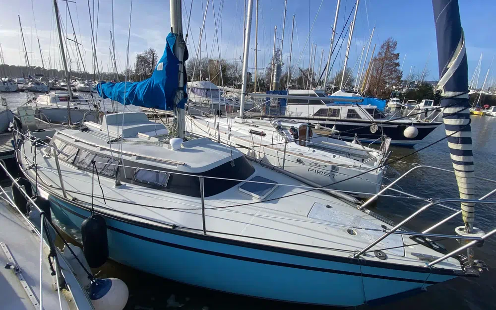 slider 9 Dufour 2800