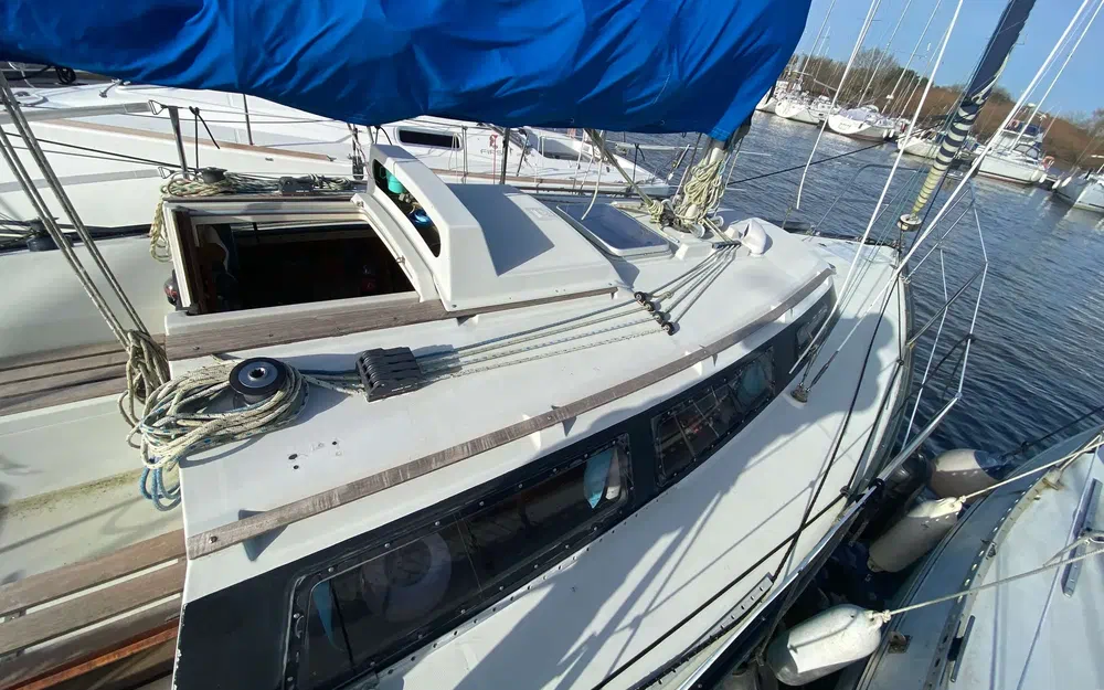 slider 5 Dufour 2800