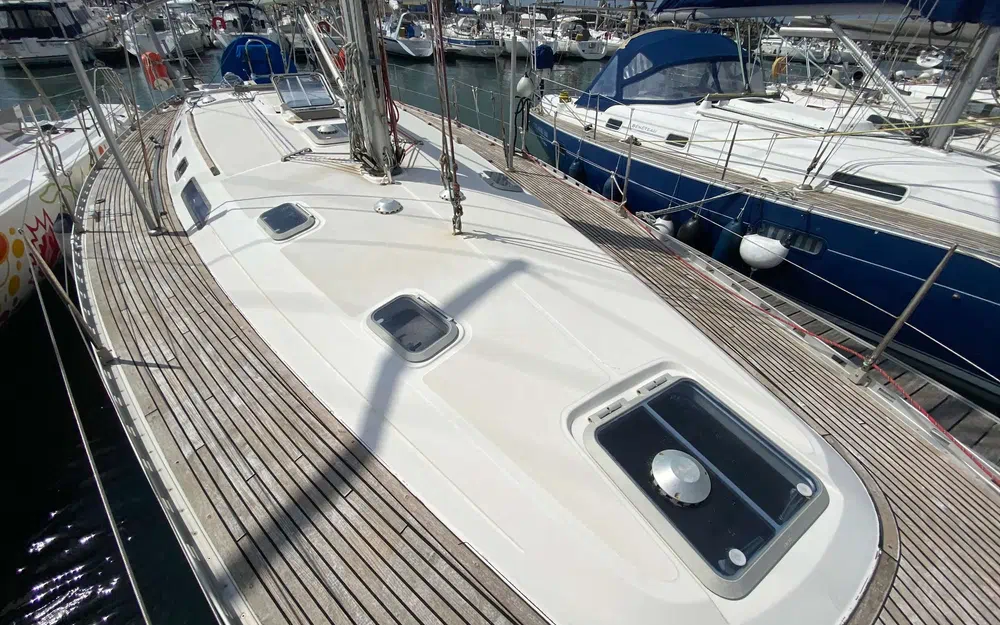 slider 4 Dufour 45 Classic