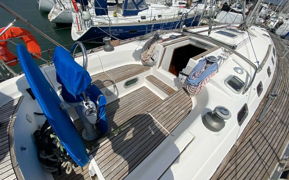 slider 8 Dufour 45 Classic