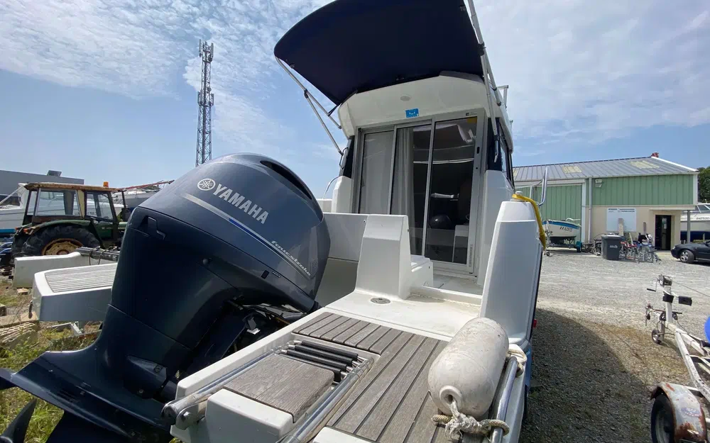 slider 2 Jeanneau Merry Fisher 695