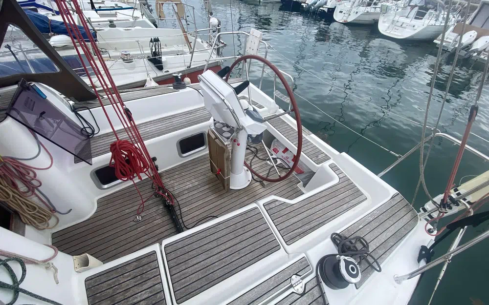 slider 2 Jeanneau Sun Odyssey 33 I Performance