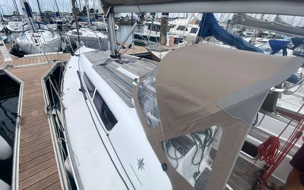 slider 4 Jeanneau Sun Odyssey 33 I Performance