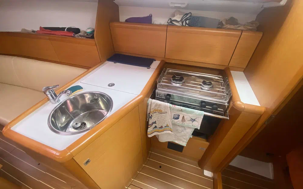 slider 8 Jeanneau Sun Odyssey 33 I Performance