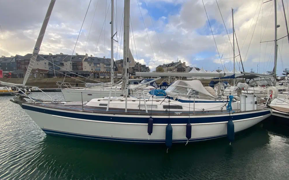 slider 0 Hallberg Rassy 36