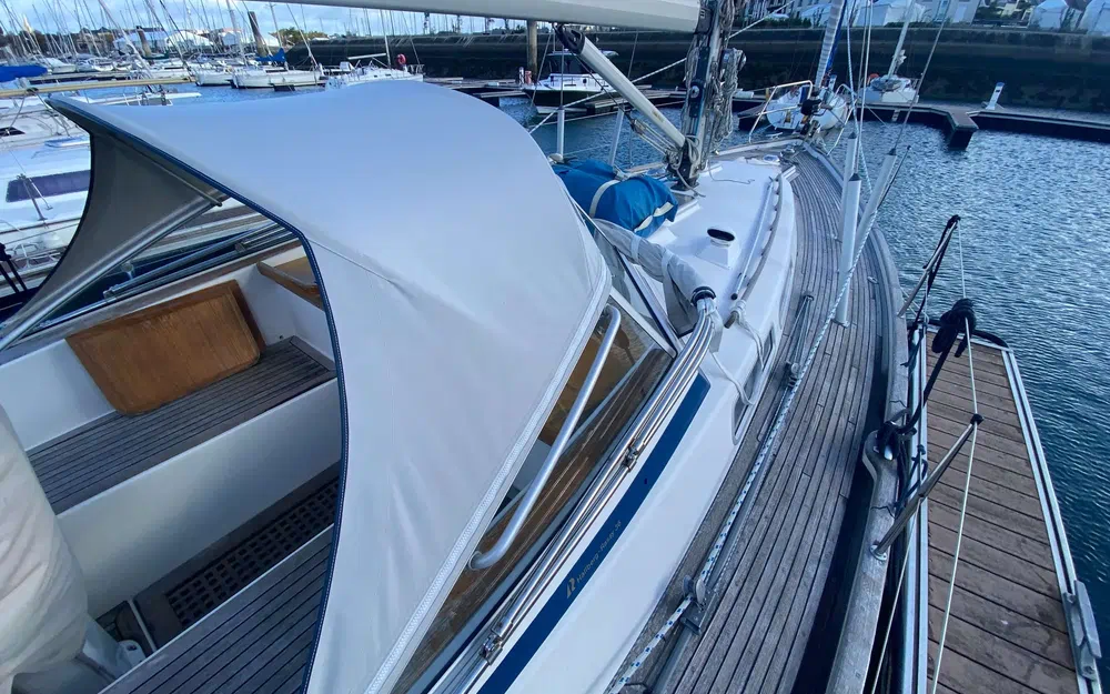 slider 9 Hallberg Rassy 36