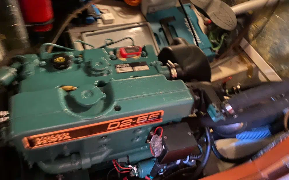 slider 24 Hallberg Rassy 36