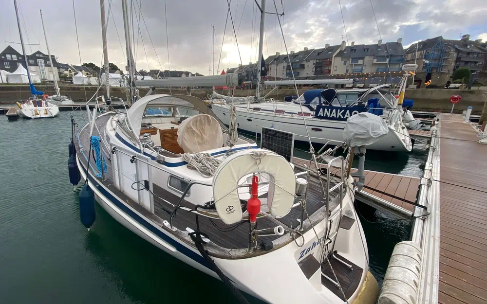 slider 2 Hallberg Rassy 36