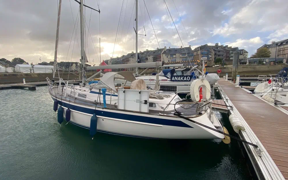 slider 3 Hallberg Rassy 36