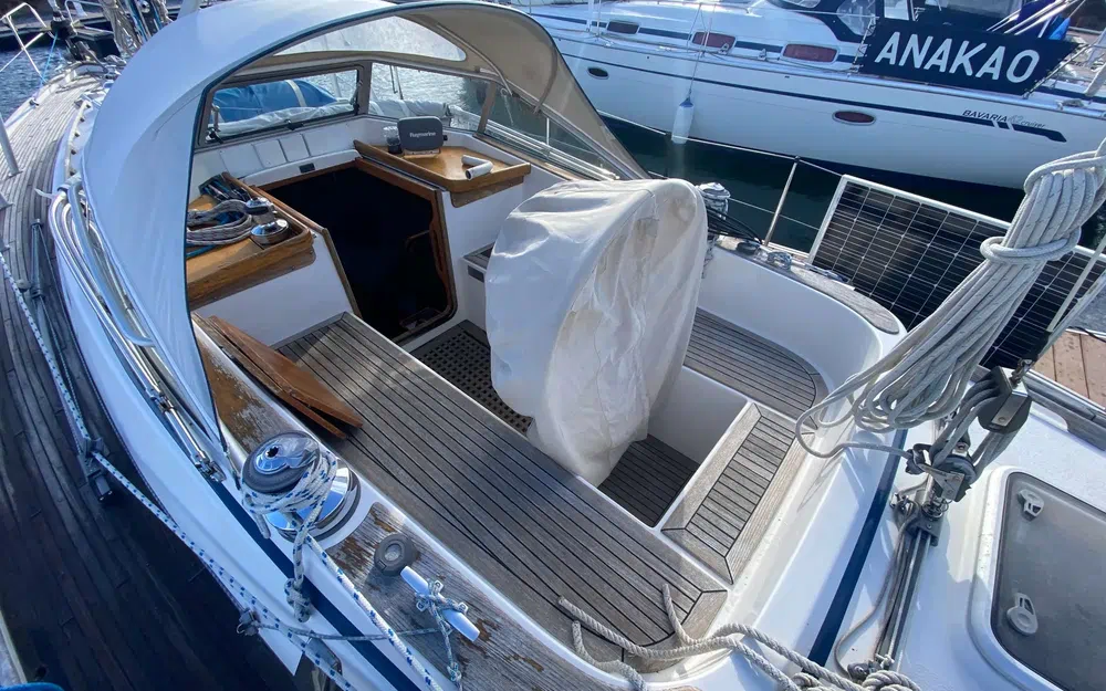 slider 5 Hallberg Rassy 36