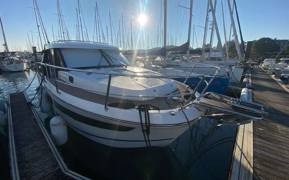 slider 1 Jeanneau Merry Fisher 1095