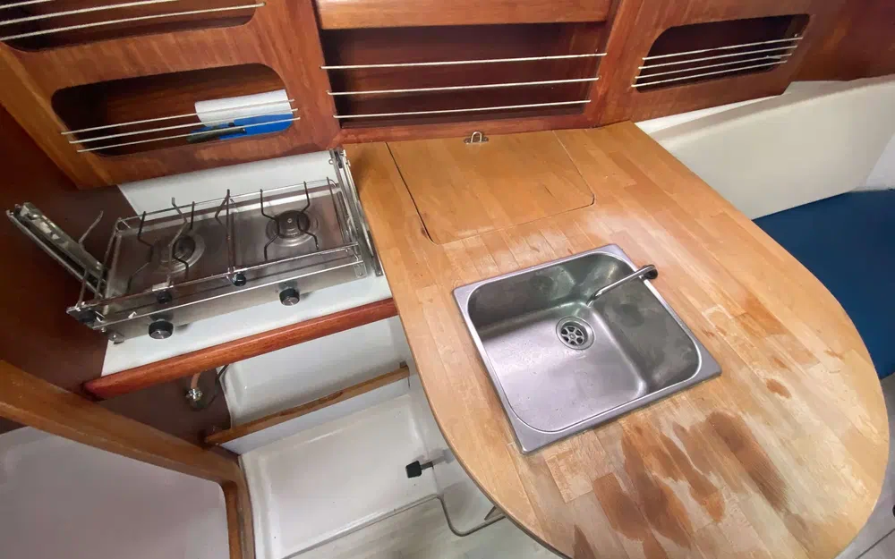 slider 10 Dufour 30 Classic