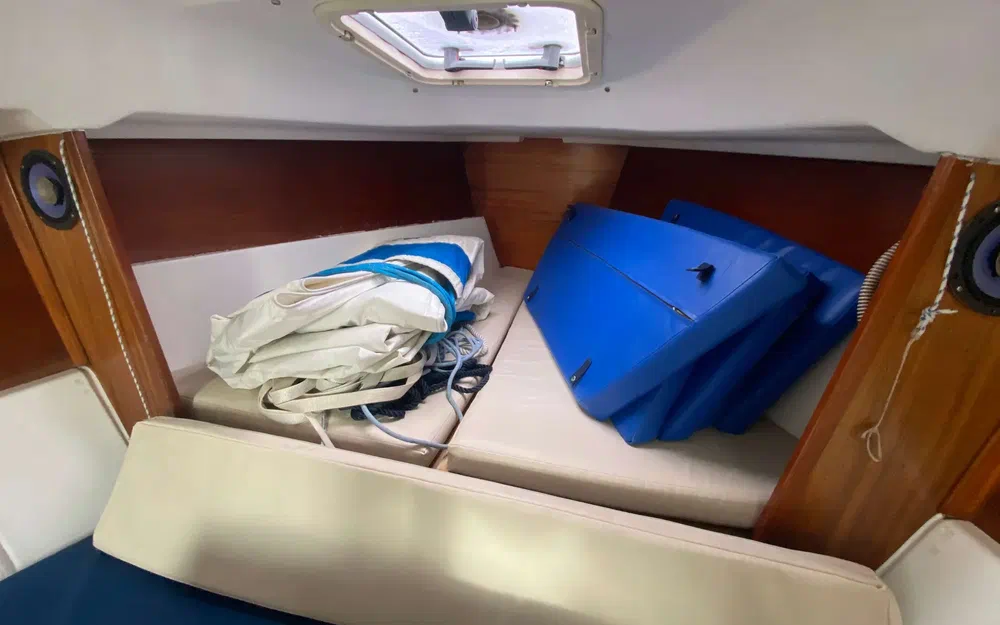 slider 11 Dufour 30 Classic