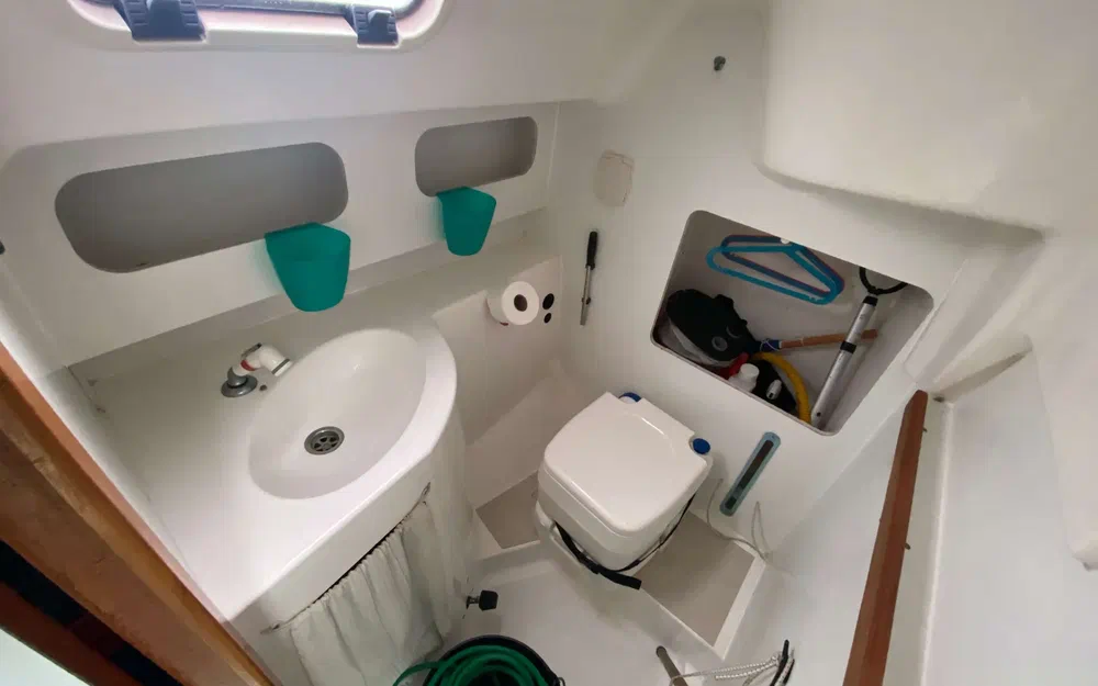 slider 13 Dufour 30 Classic