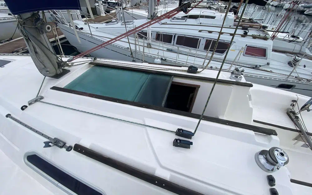 slider 3 Dufour 30 Classic