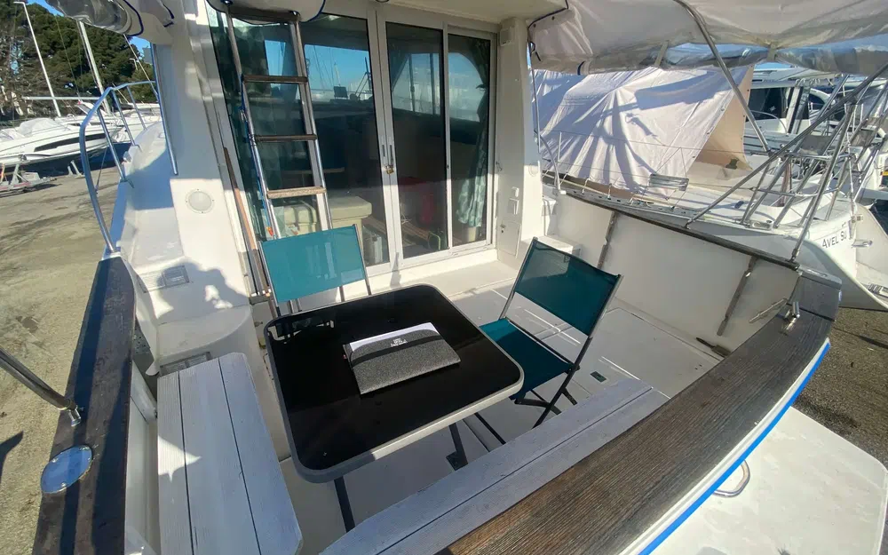 slider 4 Beneteau Antares 905