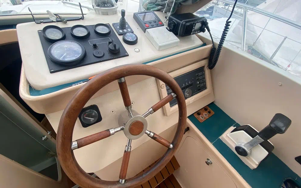 slider 6 Beneteau Antares 905