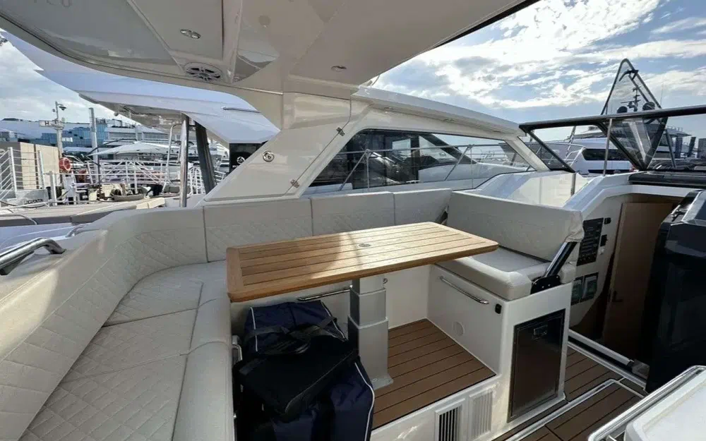 slider 9 Parker 100 Sorrento