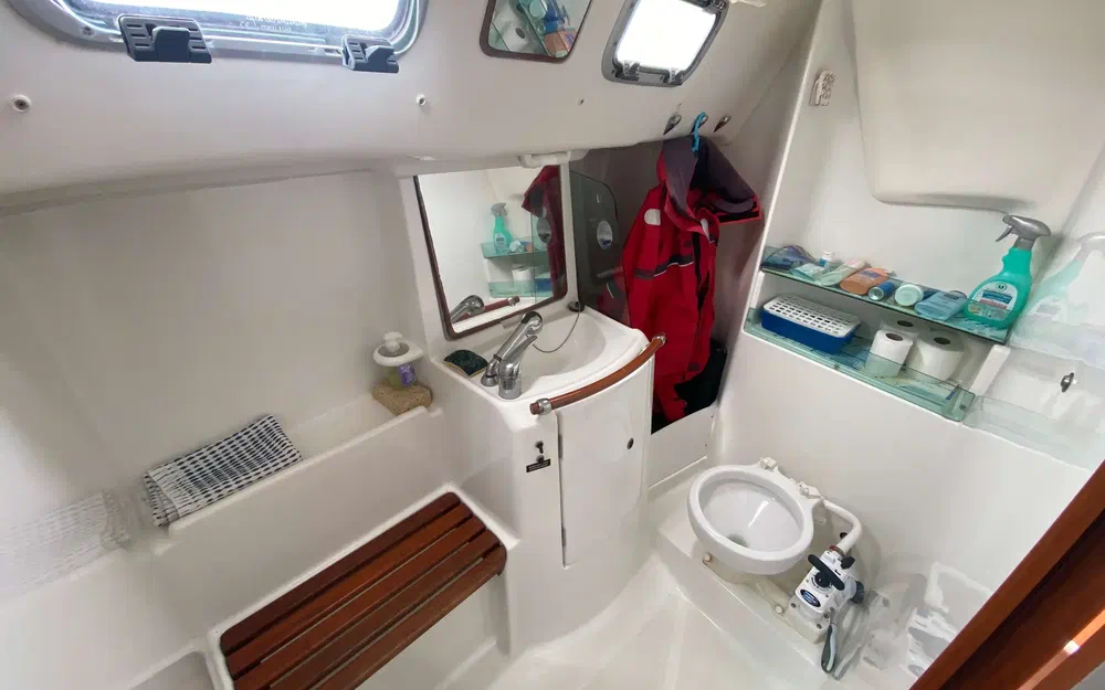 slider 18 Beneteau Oceanis 323 Clipper