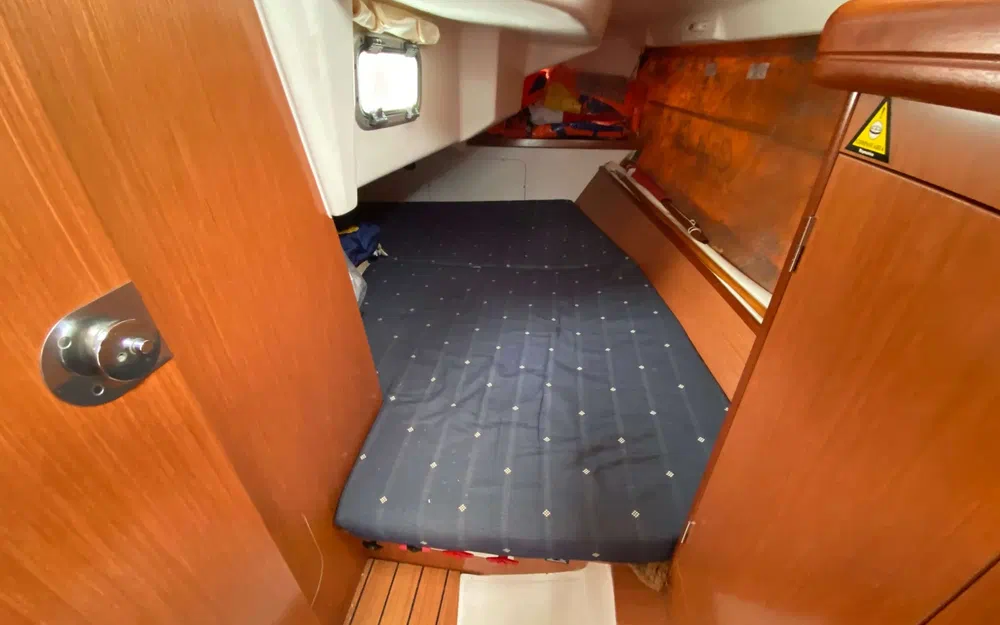 slider 21 Beneteau Oceanis 323 Clipper