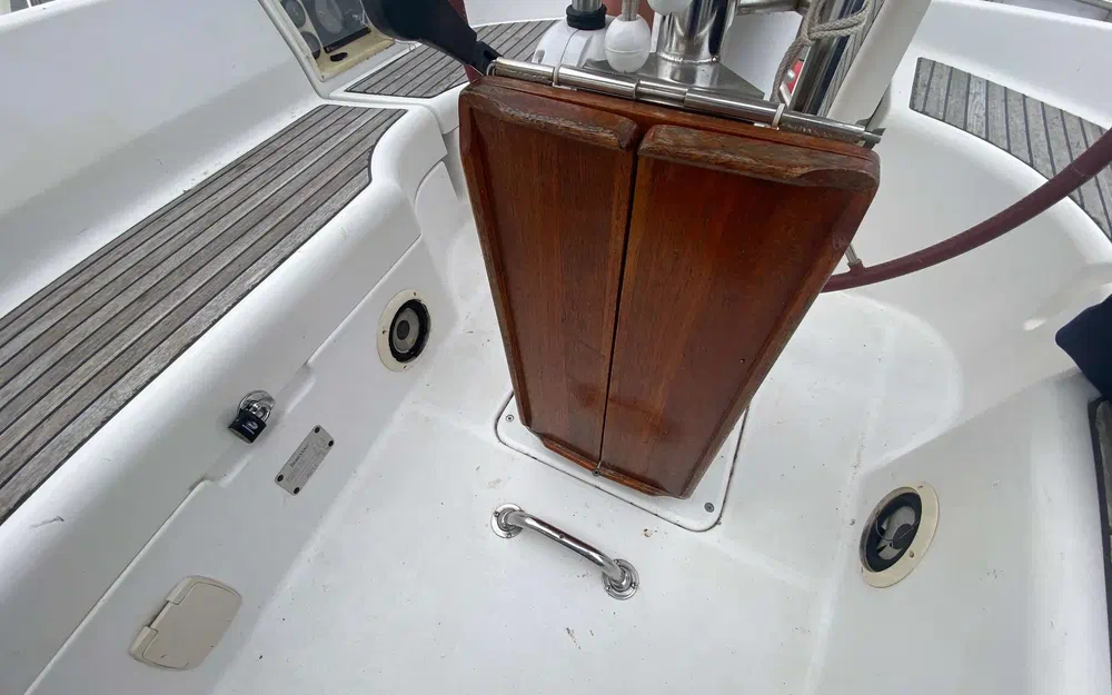 slider 6 Beneteau Oceanis 323 Clipper