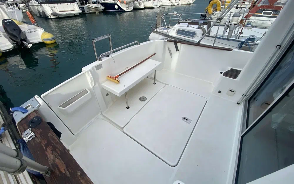 slider 6 Beneteau Antares 760