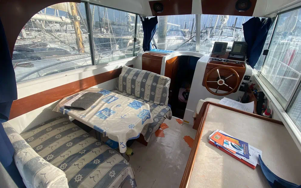 slider 7 Beneteau Antares 760