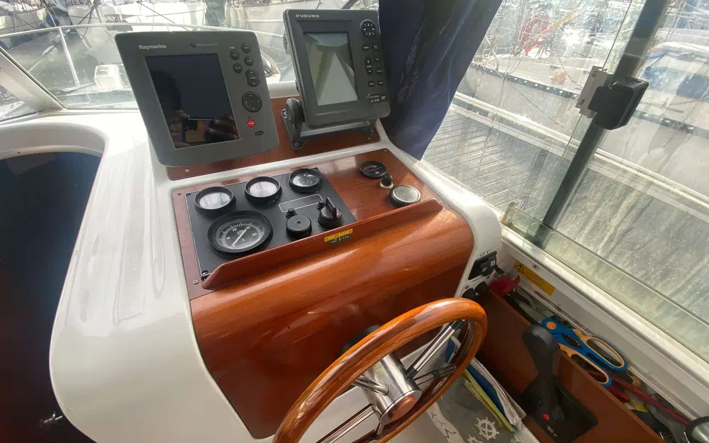 slider 8 Beneteau Antares 760