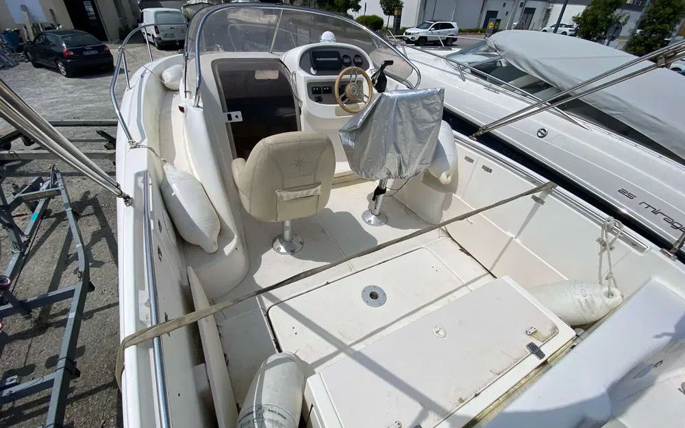 slider 3 Jeanneau Cap Camarat 715 WA