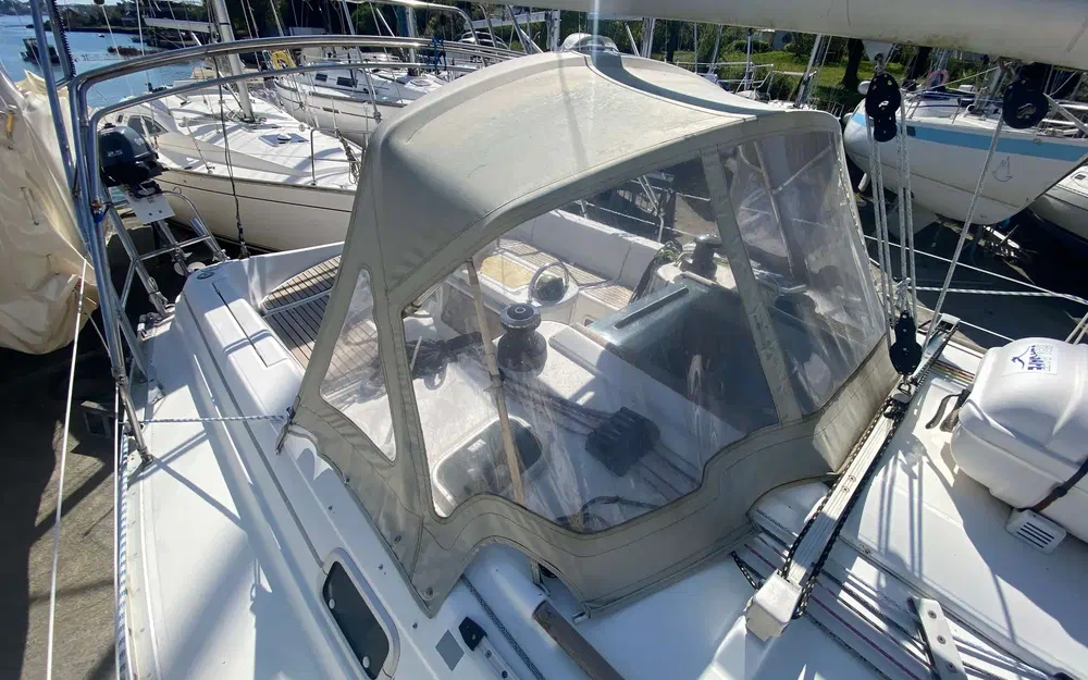 slider 7 Beneteau Oceanis 351