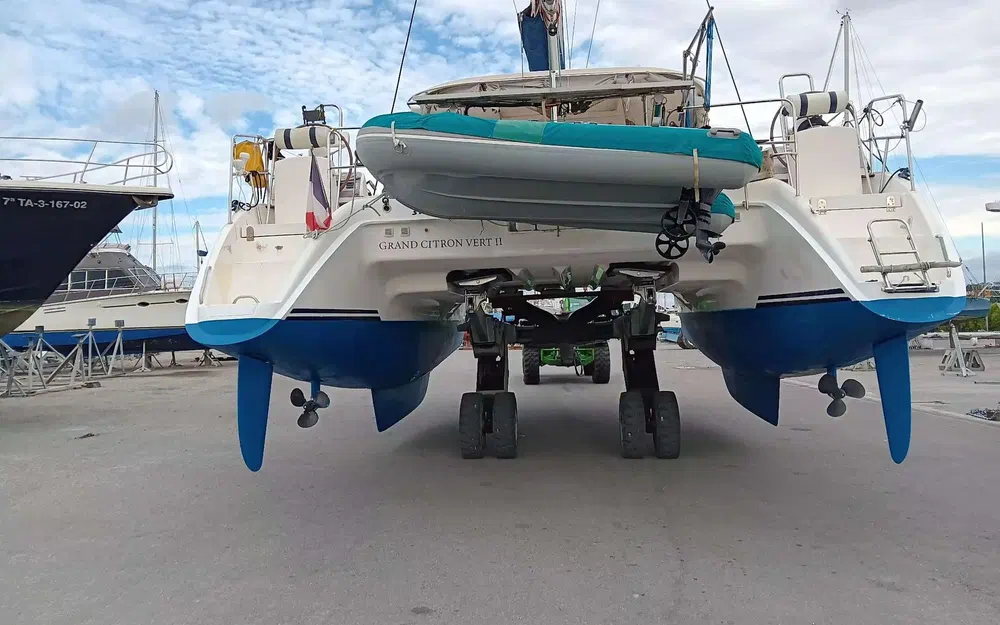 slider 6 Nautitech 40.2