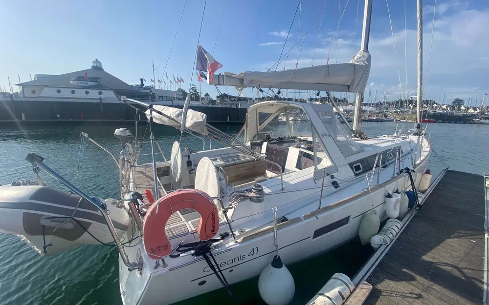 slider 0 Beneteau Oceanis 41