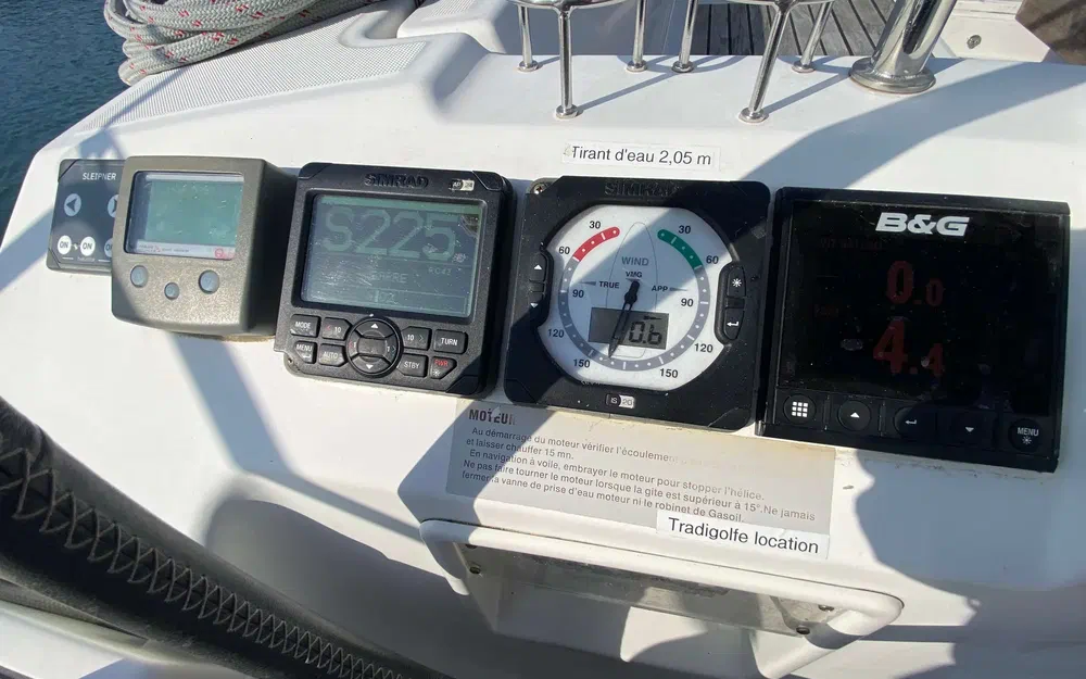 slider 10 Beneteau Oceanis 41