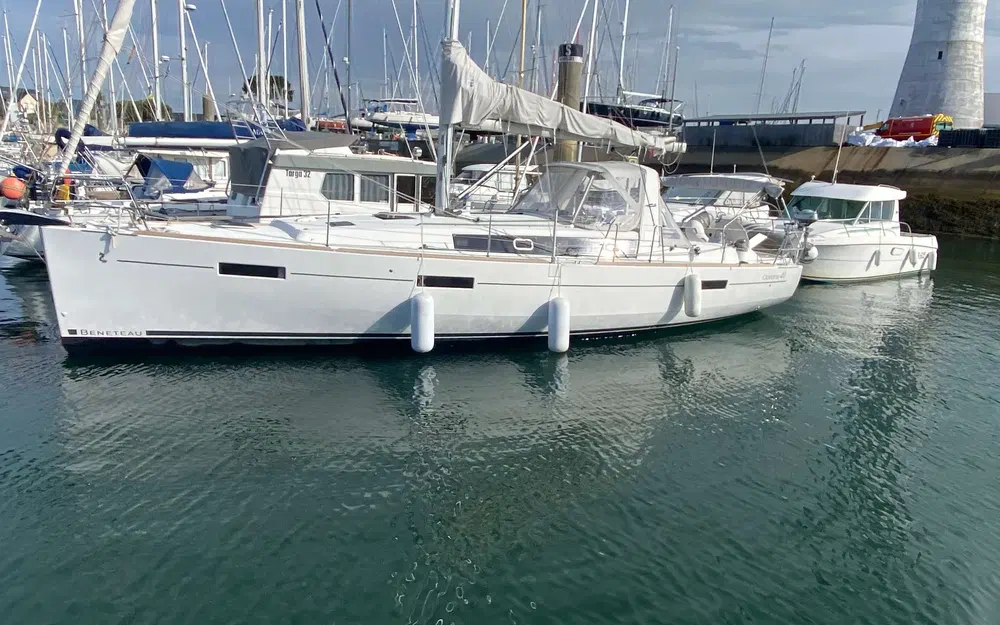 slider 1 Beneteau Oceanis 41