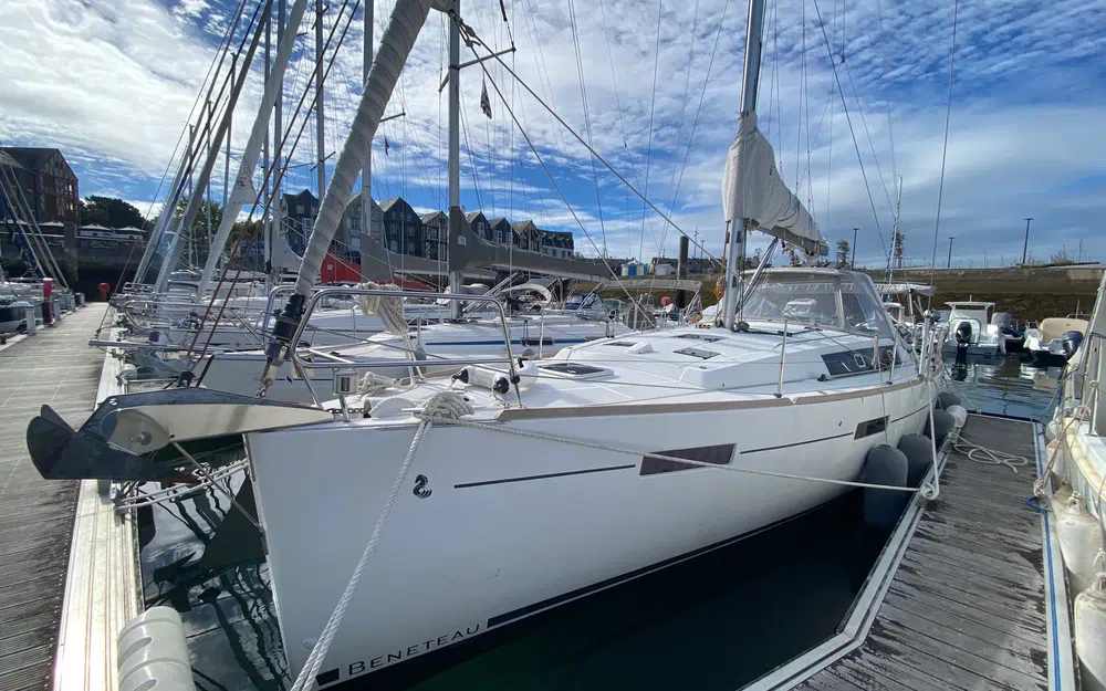 slider 0 Beneteau Oceanis 41