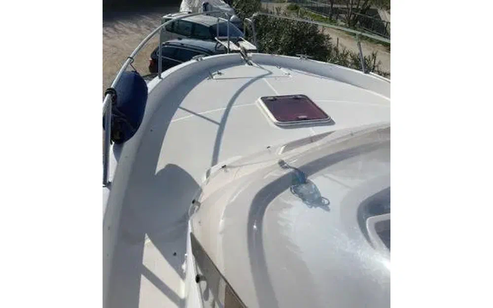 slider 4 Jeanneau Cap Camarat 8.5 WA