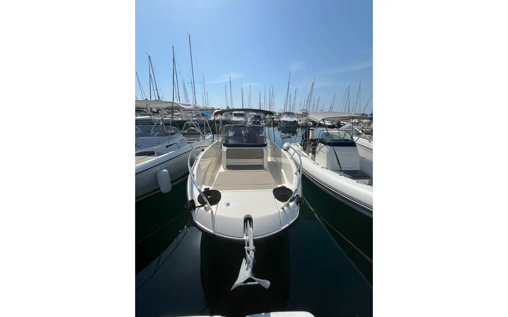 slider 1 Quicksilver Activ 675 Open