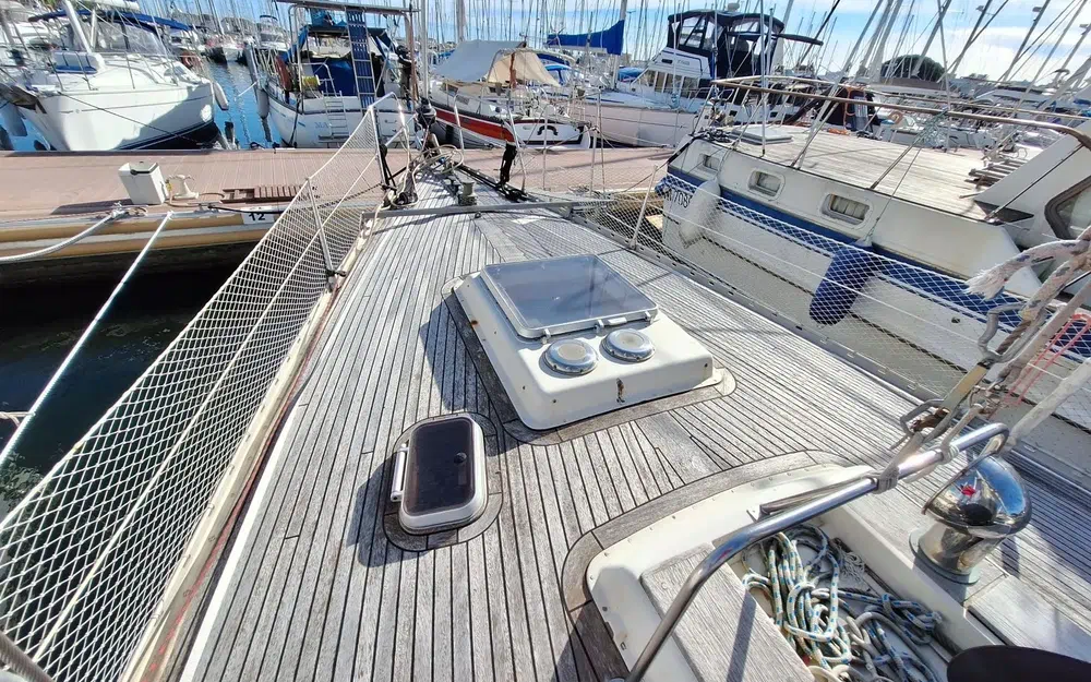 slider 18 Bowman Corsair 44