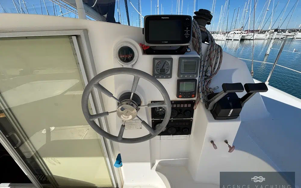 slider 29 Fountaine Pajot Tobago 35