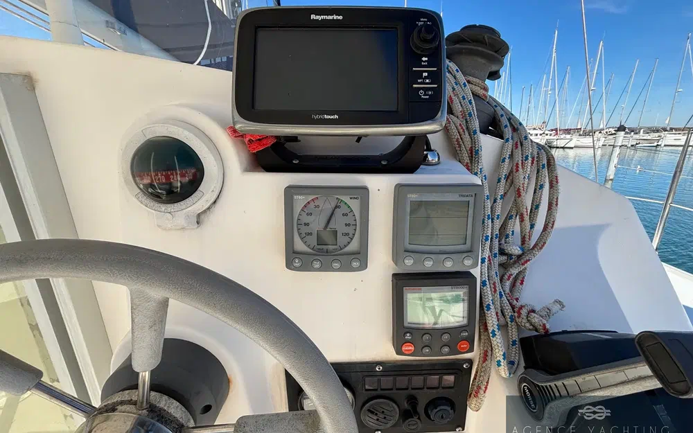 slider 30 Fountaine Pajot Tobago 35