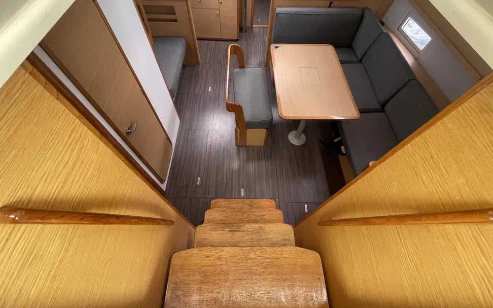 slider 19 Dufour 430 Grand Large