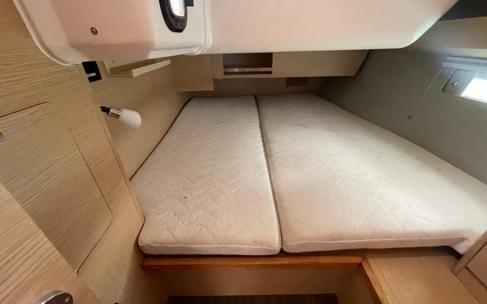 slider 27 Dufour 430 Grand Large