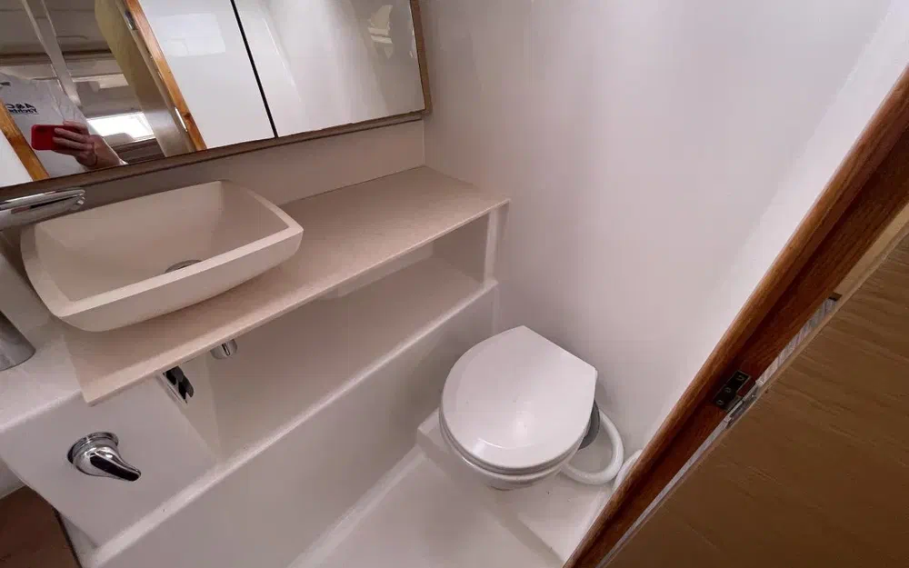 slider 28 Dufour 430 Grand Large