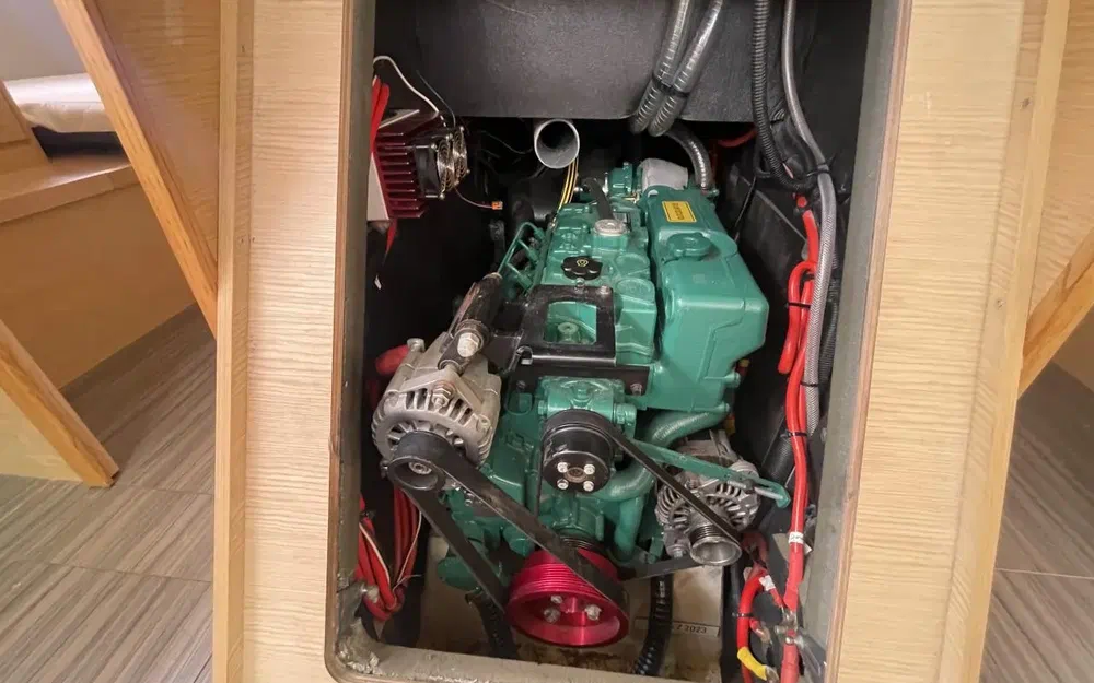 slider 29 Dufour 430 Grand Large