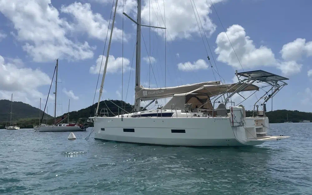 slider 3 Dufour 430 Grand Large