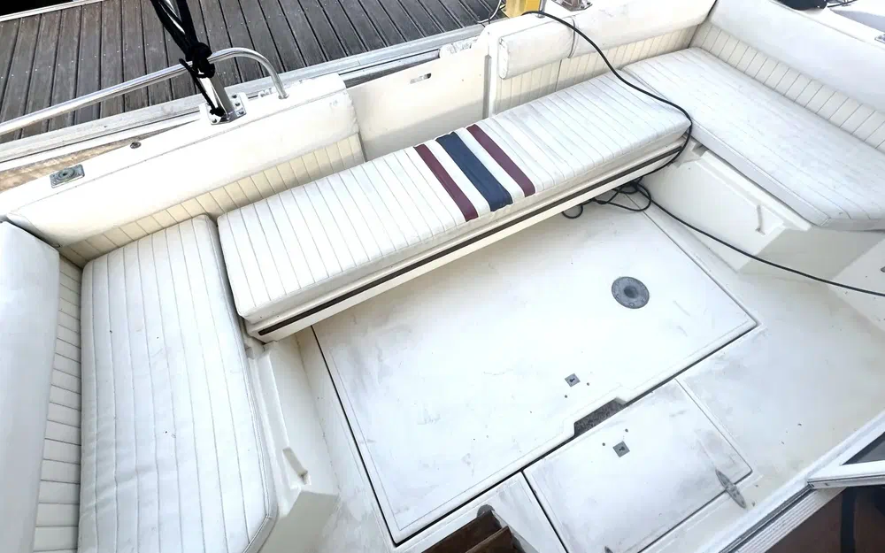 slider 3 Fairline Corniche 31