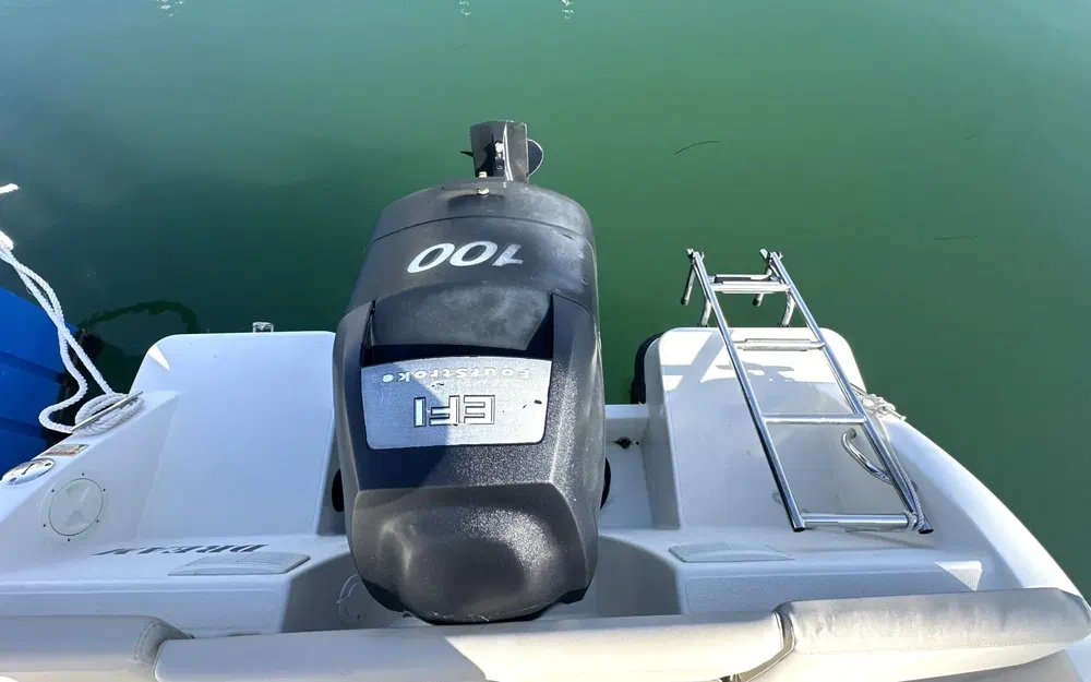 slider 18 Quicksilver Activ 535 Open