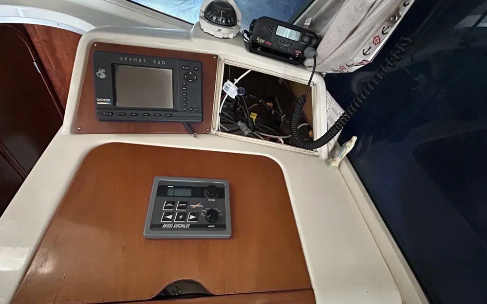 slider 12 Beneteau Antares Serie 9