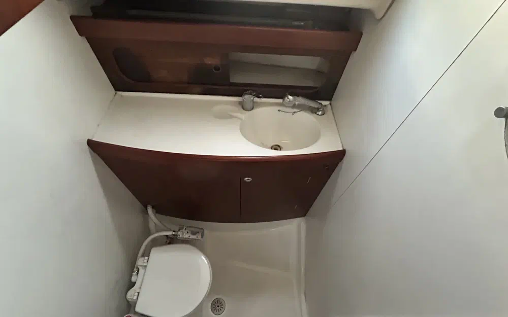 slider 15 Beneteau Antares Serie 9